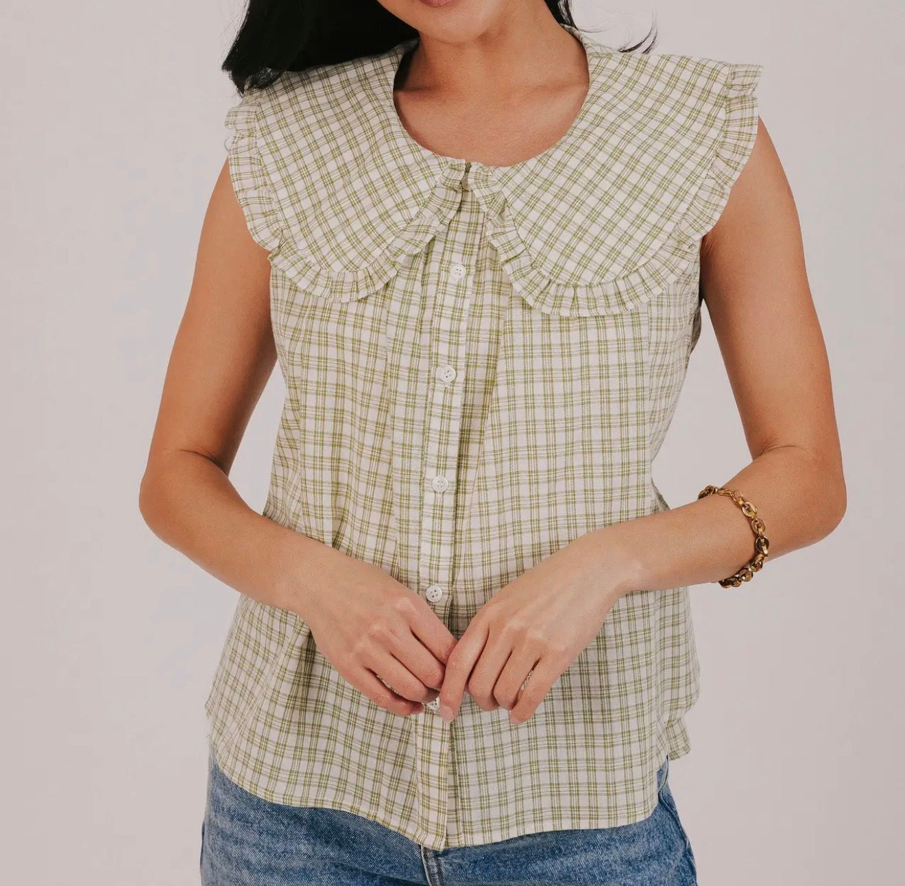 peter collared top