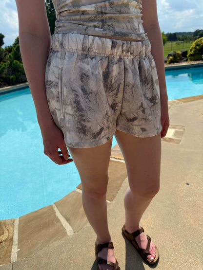 doe cloud shorts