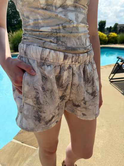 doe cloud shorts